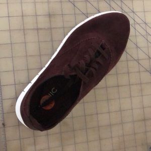 Vionic Suede Tennis Shoes in Burgundy